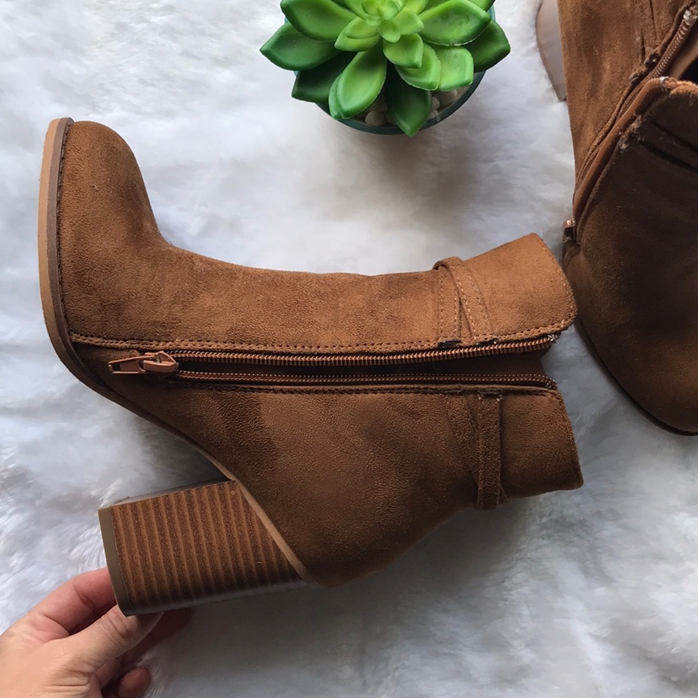 Refresh booties - Picture 3 of 3